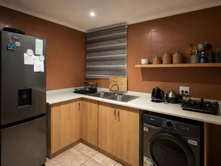 2 Bedroom Property for Sale in Verwoerdpark Gauteng