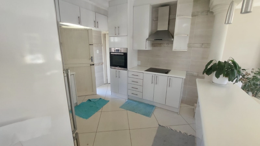 3 Bedroom Property for Sale in Mondeor Gauteng