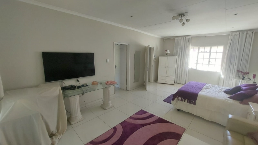 3 Bedroom Property for Sale in Mondeor Gauteng