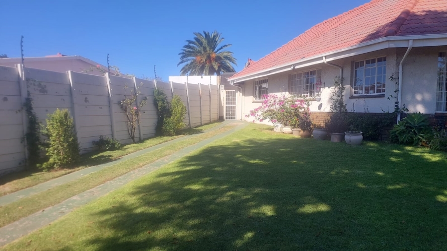 3 Bedroom Property for Sale in Mondeor Gauteng