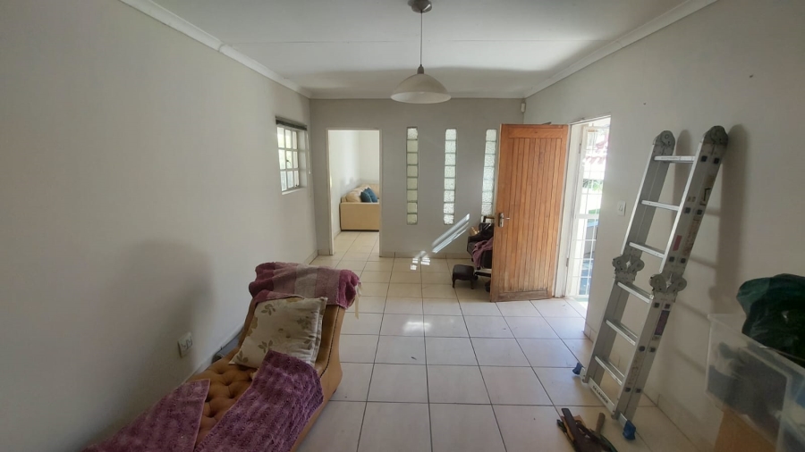 3 Bedroom Property for Sale in Mondeor Gauteng