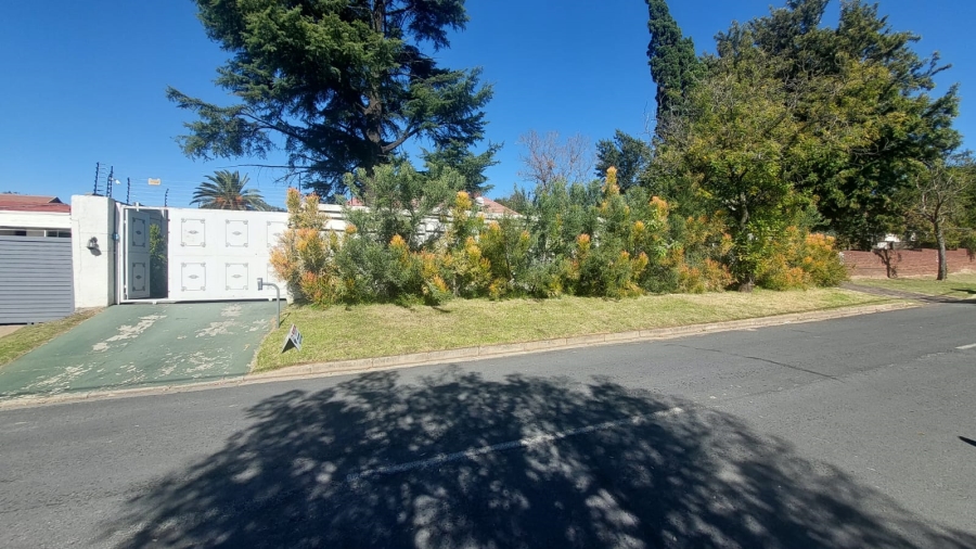 3 Bedroom Property for Sale in Mondeor Gauteng