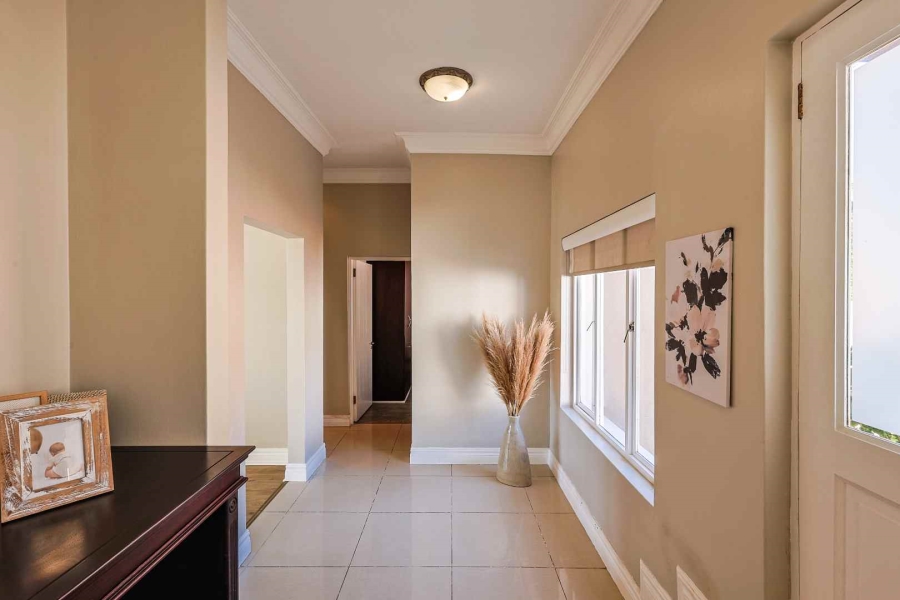 4 Bedroom Property for Sale in Waterkloof Ridge Gauteng