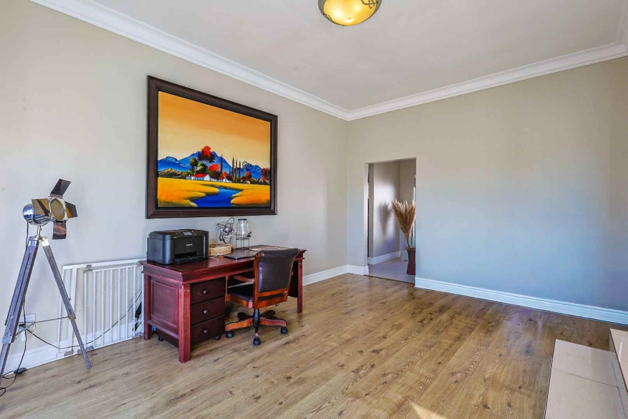 4 Bedroom Property for Sale in Waterkloof Ridge Gauteng