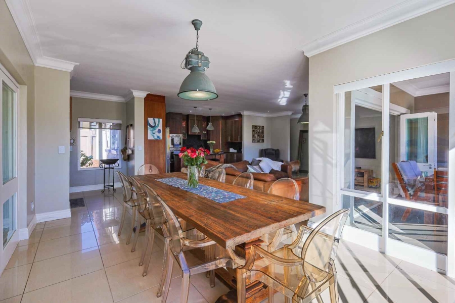 4 Bedroom Property for Sale in Waterkloof Ridge Gauteng