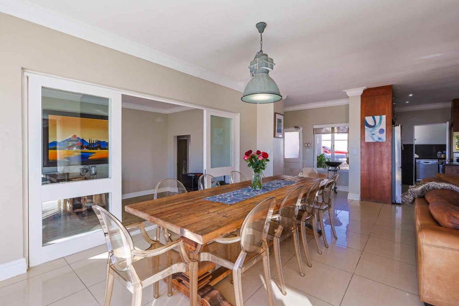 4 Bedroom Property for Sale in Waterkloof Ridge Gauteng