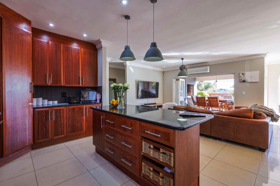 4 Bedroom Property for Sale in Waterkloof Ridge Gauteng