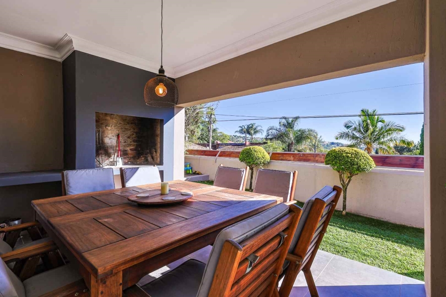 4 Bedroom Property for Sale in Waterkloof Ridge Gauteng