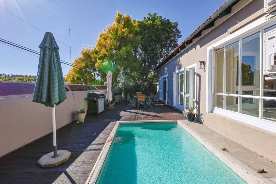 4 Bedroom Property for Sale in Waterkloof Ridge Gauteng