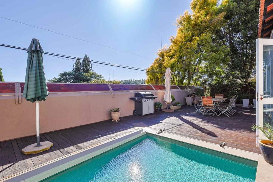 4 Bedroom Property for Sale in Waterkloof Ridge Gauteng