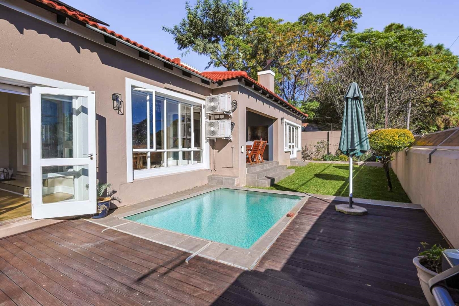 4 Bedroom Property for Sale in Waterkloof Ridge Gauteng