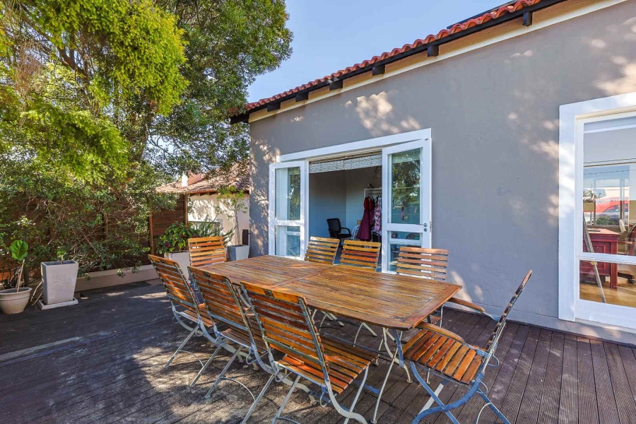 4 Bedroom Property for Sale in Waterkloof Ridge Gauteng