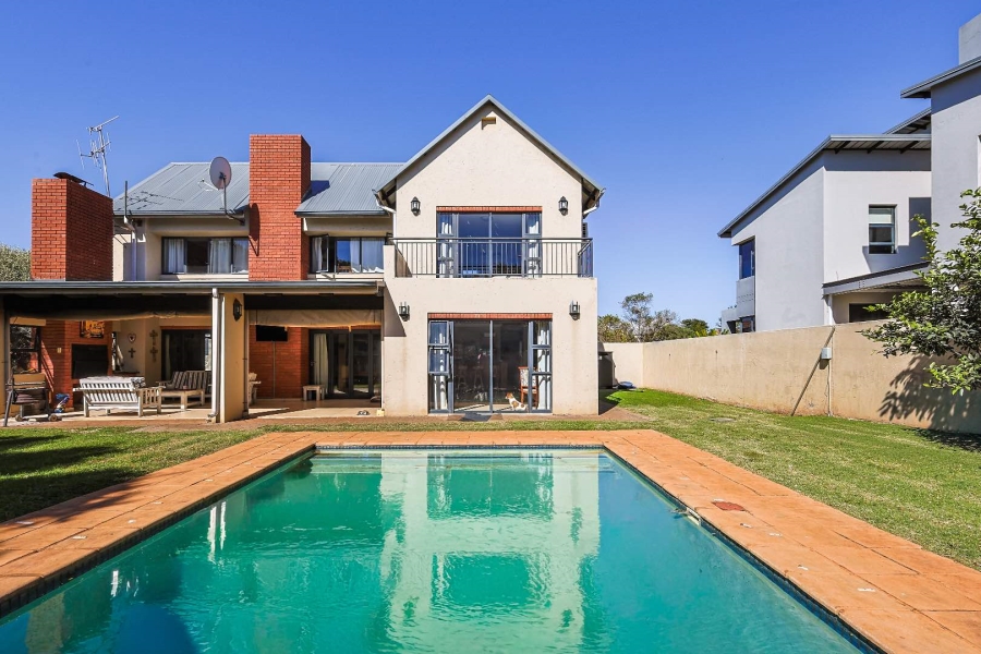 4 Bedroom Property for Sale in Silverwoods Country Estate Gauteng