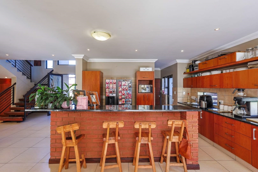 4 Bedroom Property for Sale in Silverwoods Country Estate Gauteng