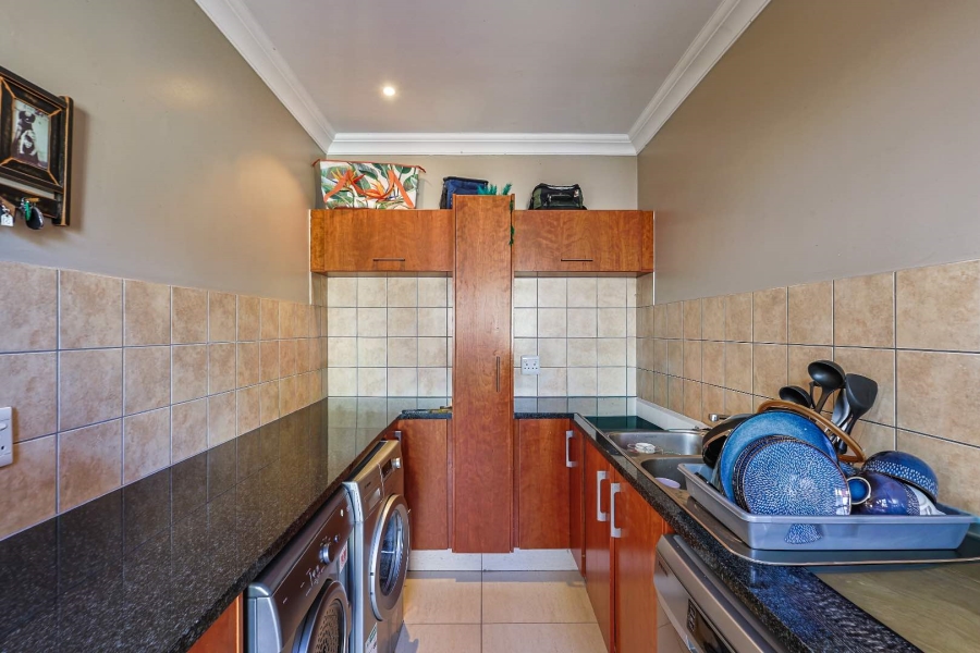 4 Bedroom Property for Sale in Silverwoods Country Estate Gauteng