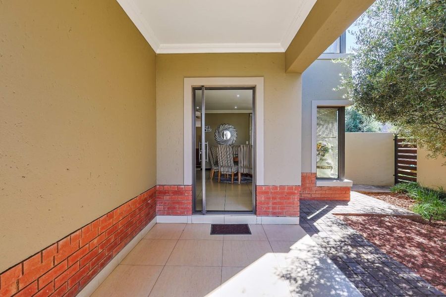 4 Bedroom Property for Sale in Silverwoods Country Estate Gauteng
