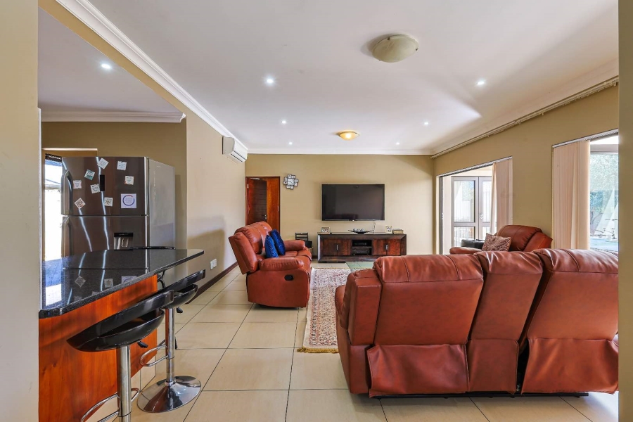 4 Bedroom Property for Sale in Silverwoods Country Estate Gauteng