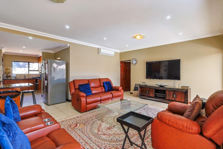 4 Bedroom Property for Sale in Silverwoods Country Estate Gauteng