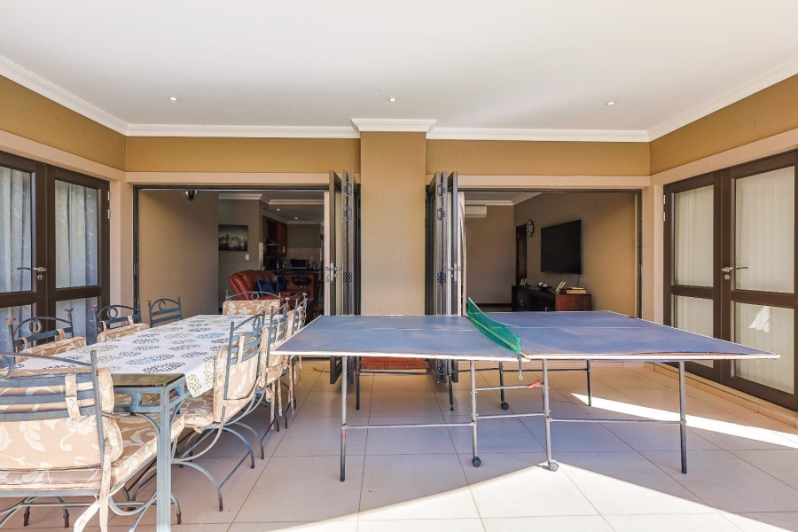 4 Bedroom Property for Sale in Silverwoods Country Estate Gauteng