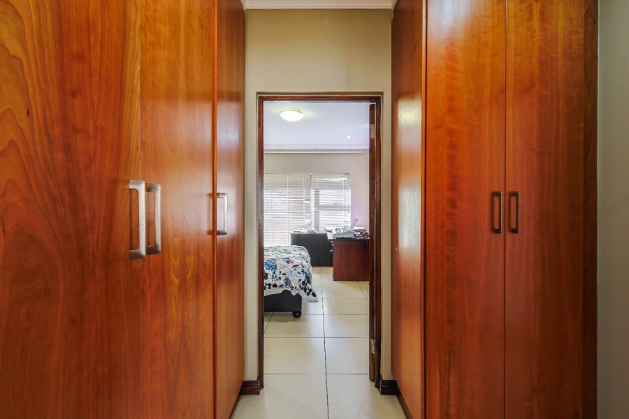 4 Bedroom Property for Sale in Silverwoods Country Estate Gauteng