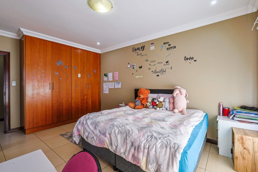 4 Bedroom Property for Sale in Silverwoods Country Estate Gauteng