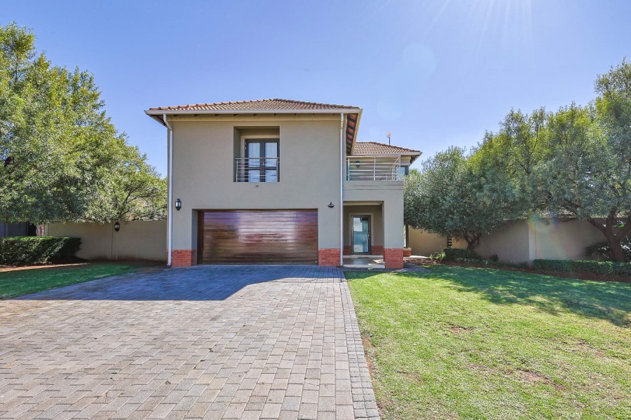 4 Bedroom Property for Sale in Silverwoods Country Estate Gauteng
