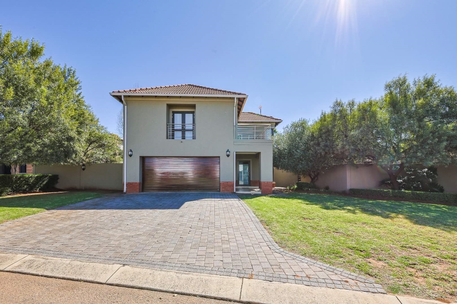 4 Bedroom Property for Sale in Silverwoods Country Estate Gauteng
