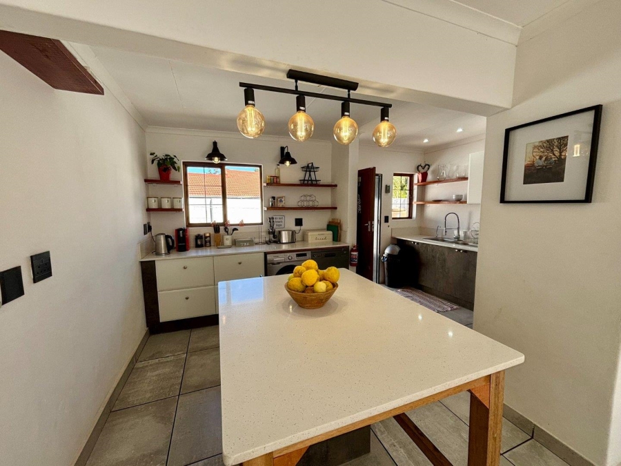 2 Bedroom Property for Sale in Die Wilgers Gauteng