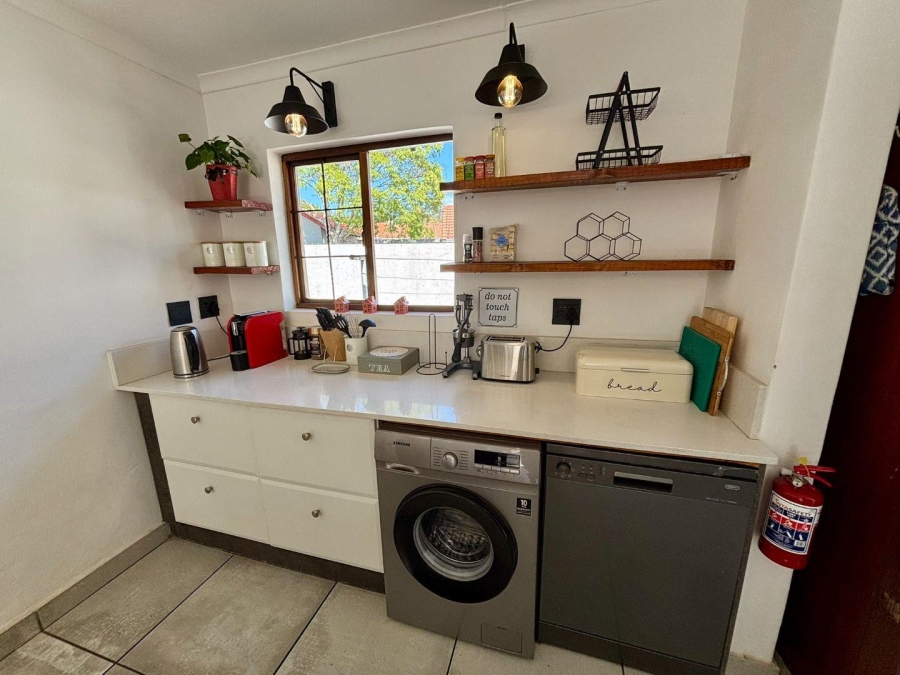 2 Bedroom Property for Sale in Die Wilgers Gauteng