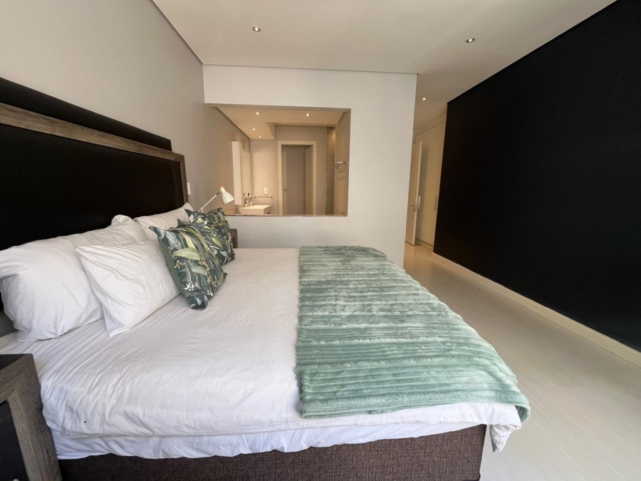 2 Bedroom Property for Sale in Hurlingham Gauteng