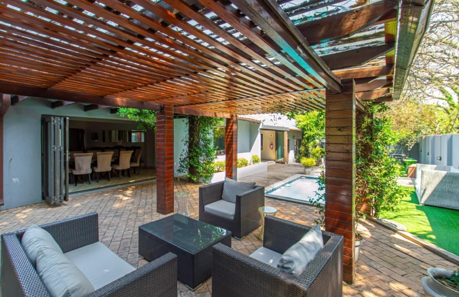 7 Bedroom Property for Sale in Houghton Gauteng