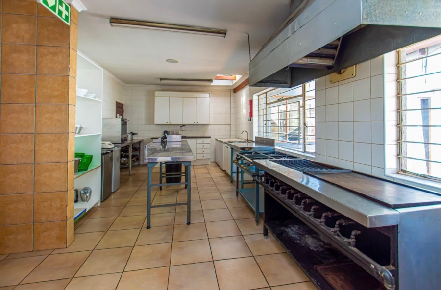 7 Bedroom Property for Sale in Houghton Gauteng