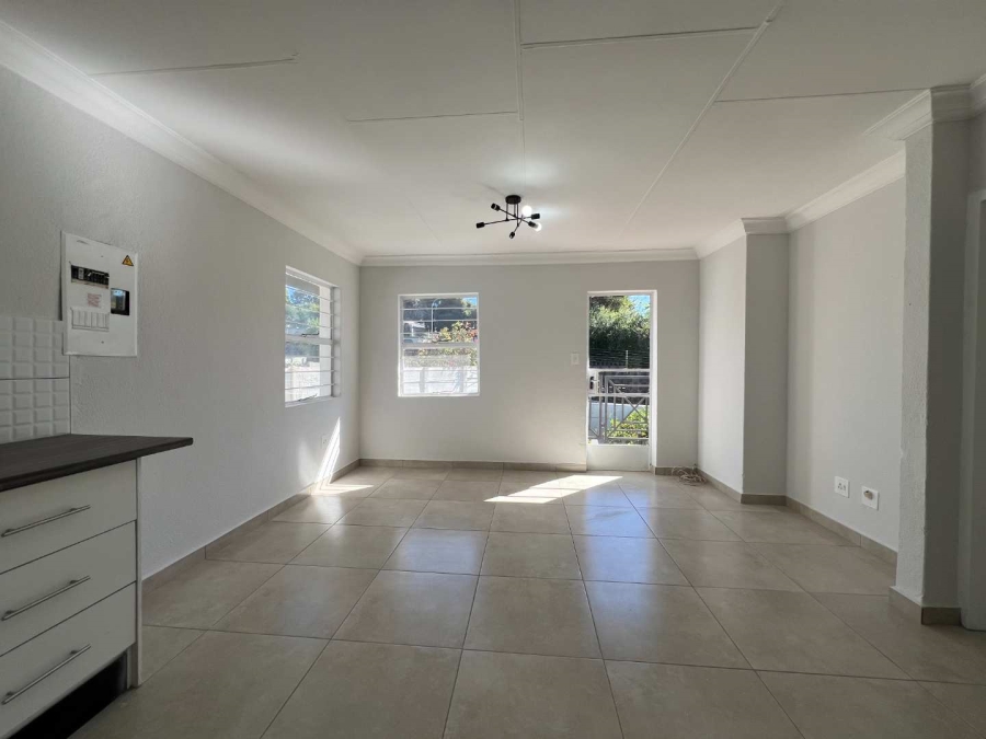 2 Bedroom Property for Sale in Weltevreden Park Gauteng