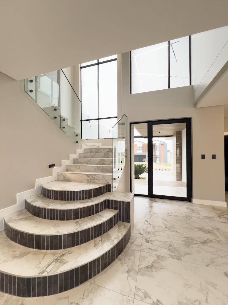 5 Bedroom Property for Sale in Midstream Estate Gauteng