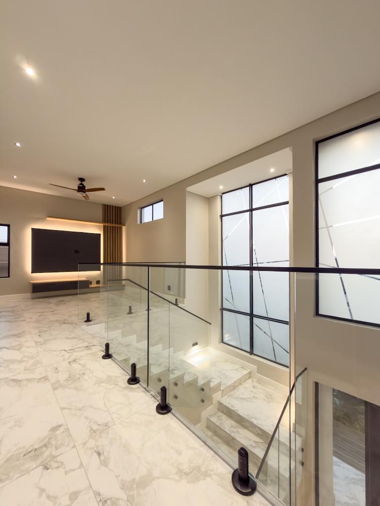 5 Bedroom Property for Sale in Midstream Estate Gauteng