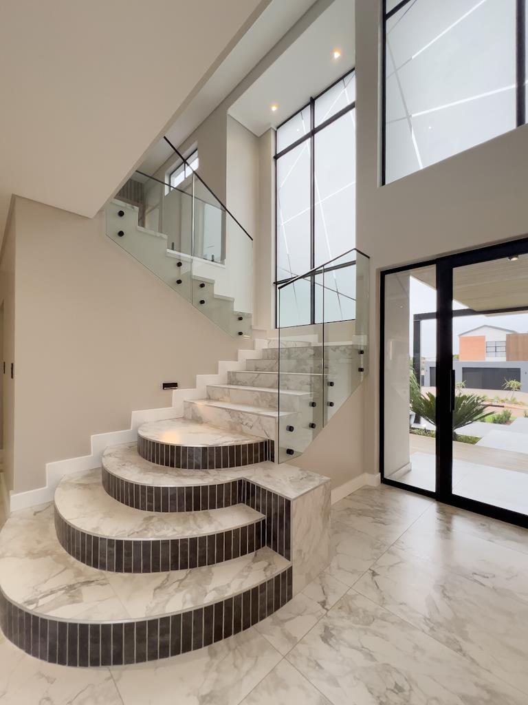 5 Bedroom Property for Sale in Midstream Estate Gauteng
