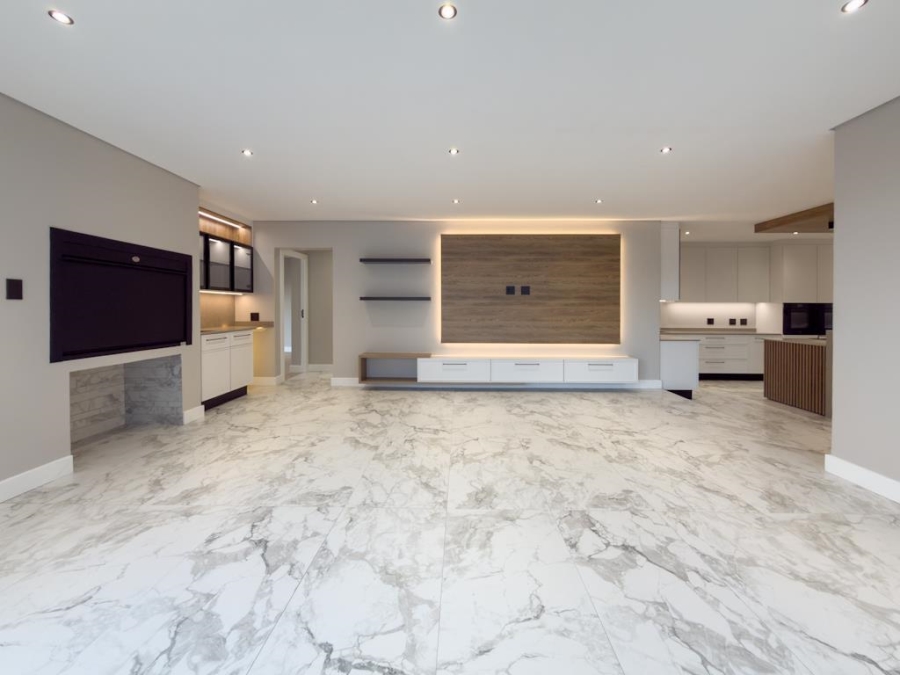 5 Bedroom Property for Sale in Midstream Estate Gauteng
