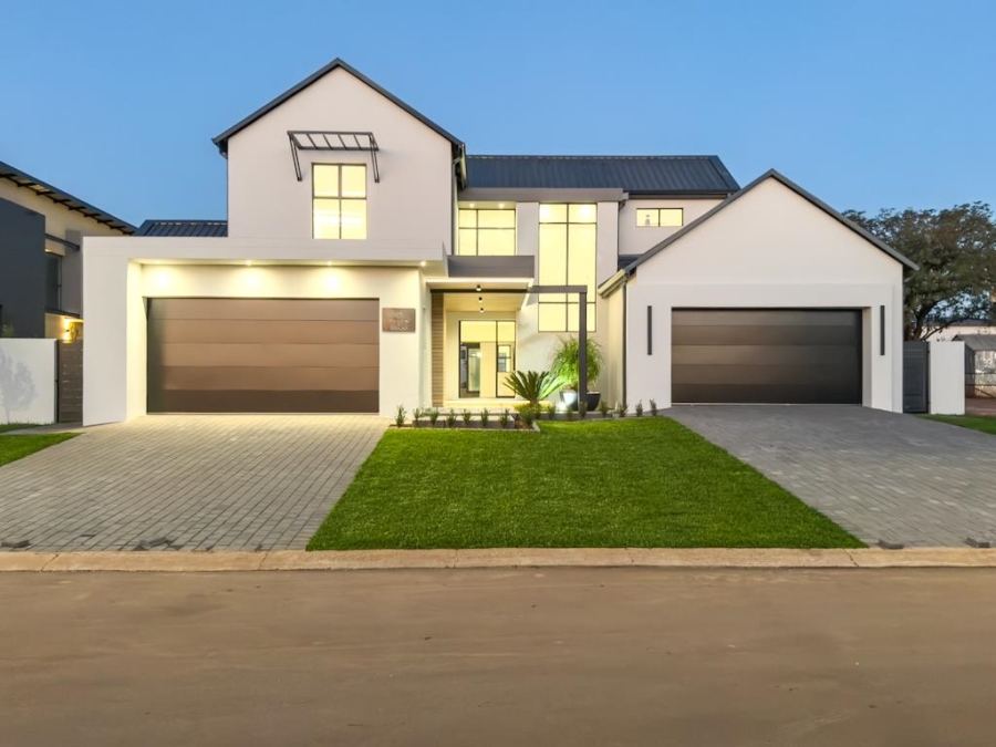 5 Bedroom Property for Sale in Midstream Estate Gauteng