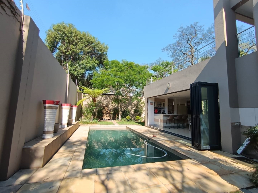 5 Bedroom Property for Sale in Melrose Gauteng