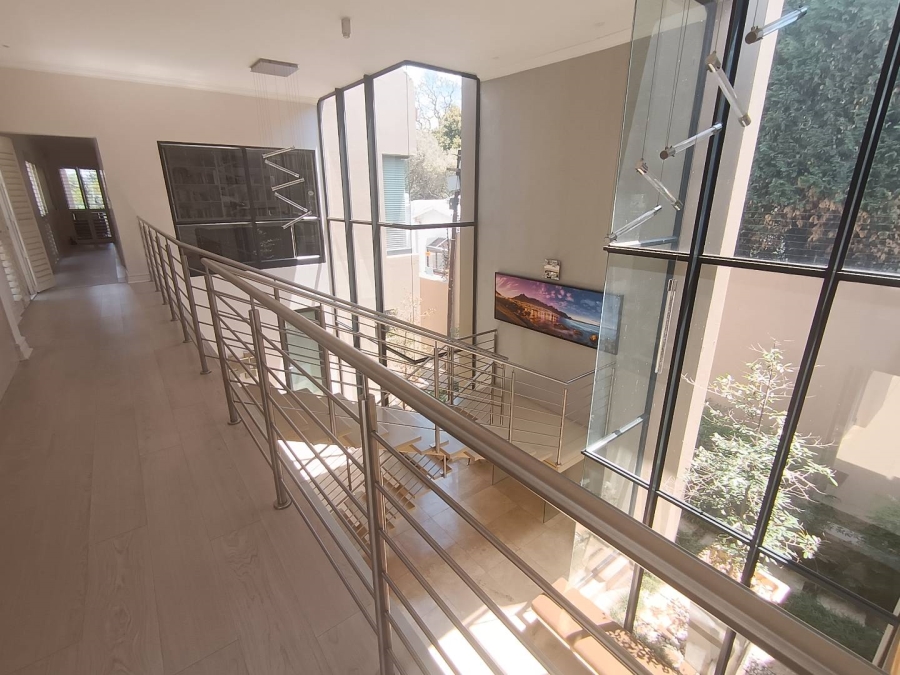 5 Bedroom Property for Sale in Melrose Gauteng