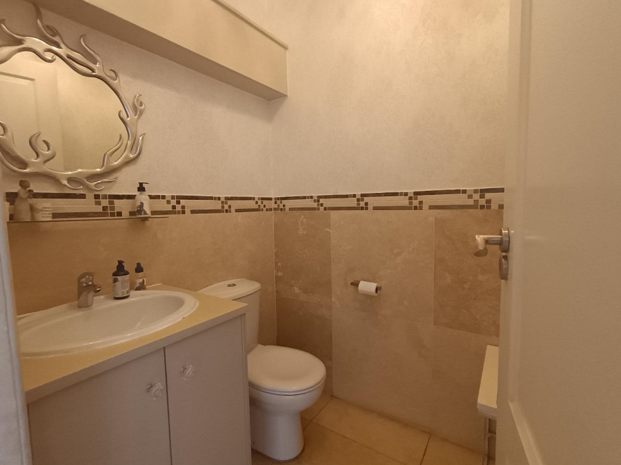 5 Bedroom Property for Sale in Melrose Gauteng