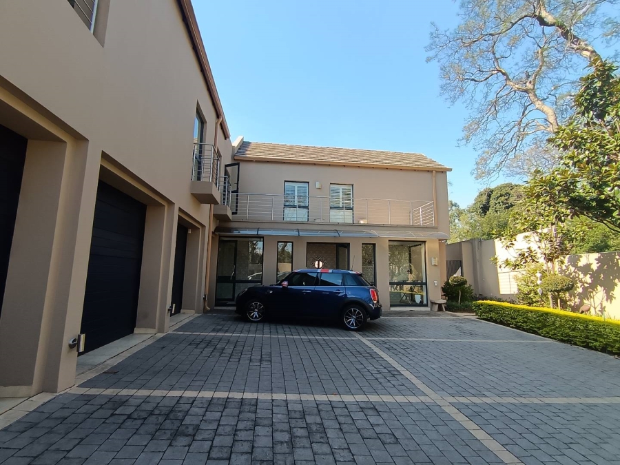5 Bedroom Property for Sale in Melrose Gauteng