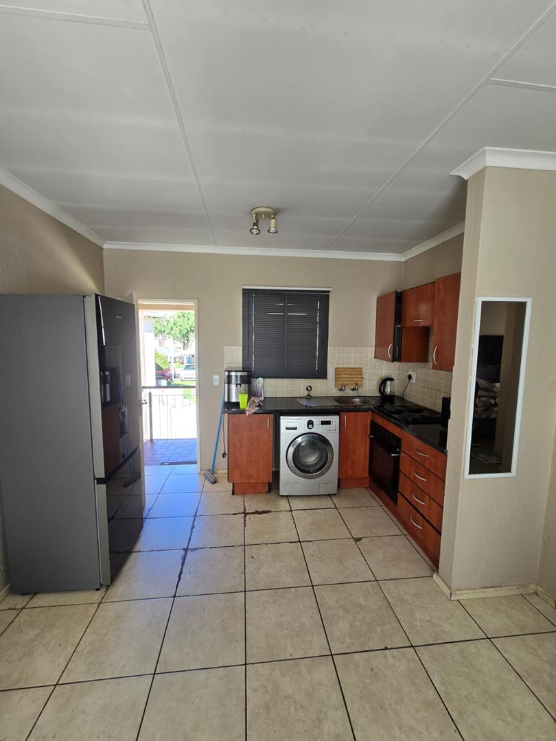 2 Bedroom Property for Sale in Klippoortje Gauteng