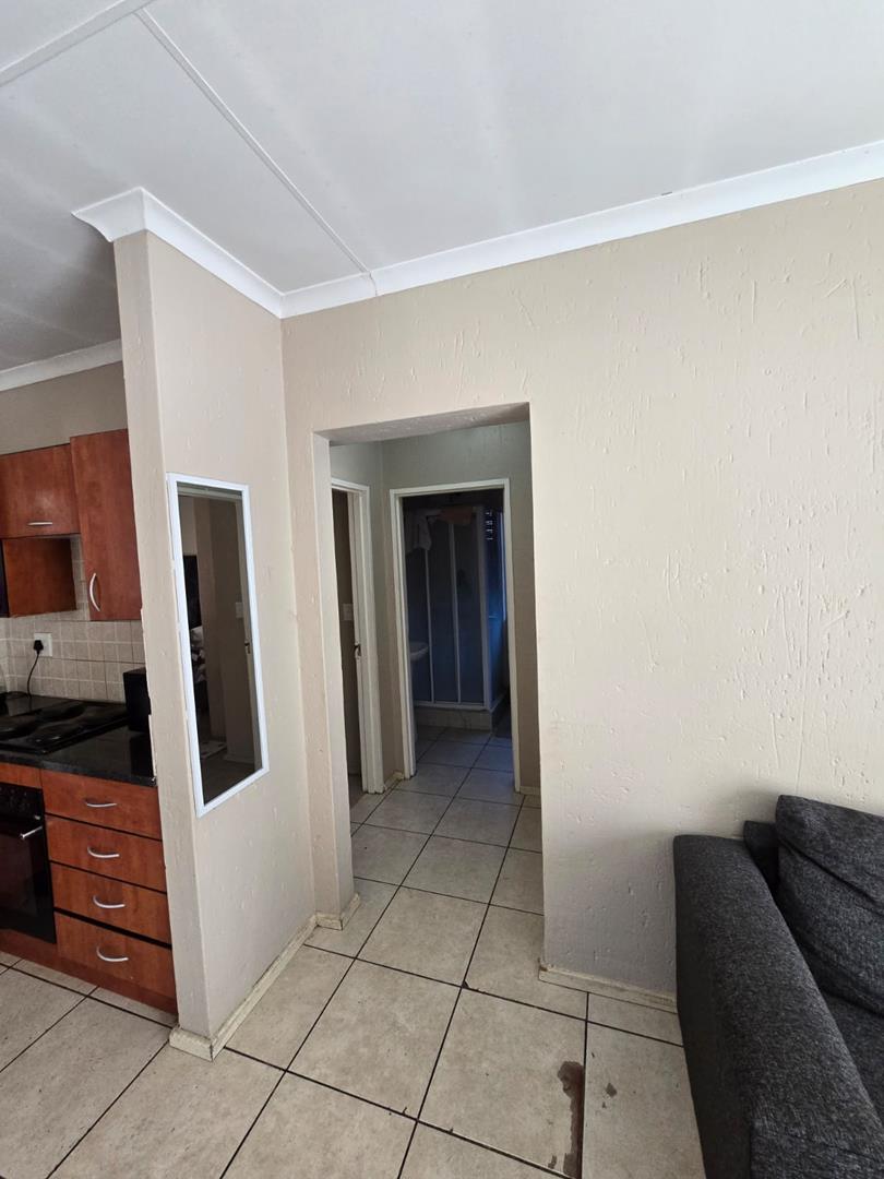 2 Bedroom Property for Sale in Klippoortje Gauteng