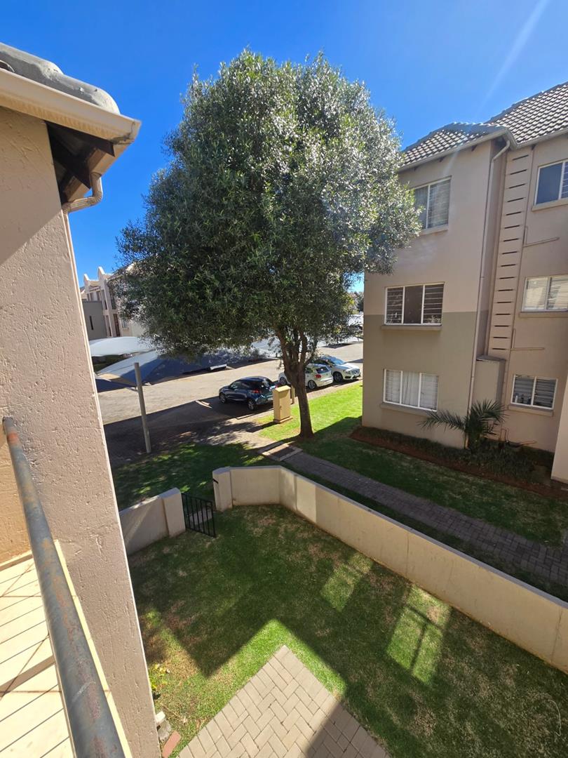 2 Bedroom Property for Sale in Klippoortje Gauteng