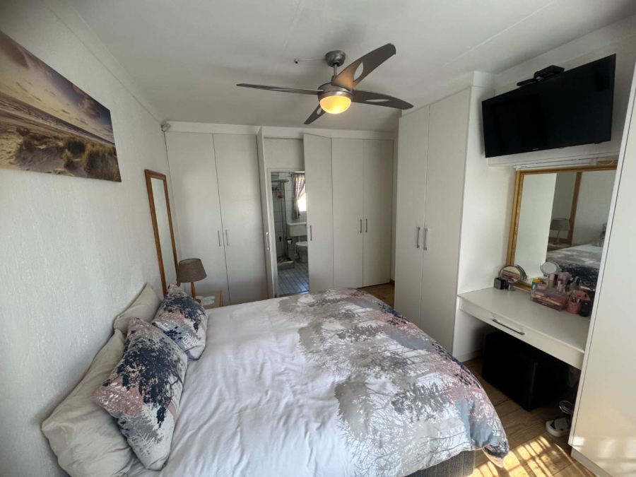 3 Bedroom Property for Sale in Verwoerdpark Gauteng