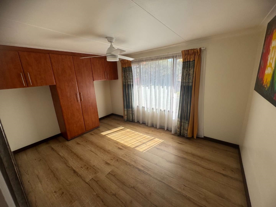 3 Bedroom Property for Sale in Verwoerdpark Gauteng