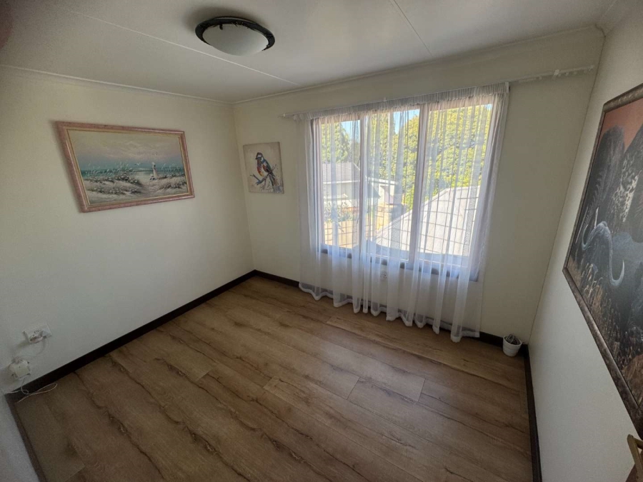 3 Bedroom Property for Sale in Verwoerdpark Gauteng