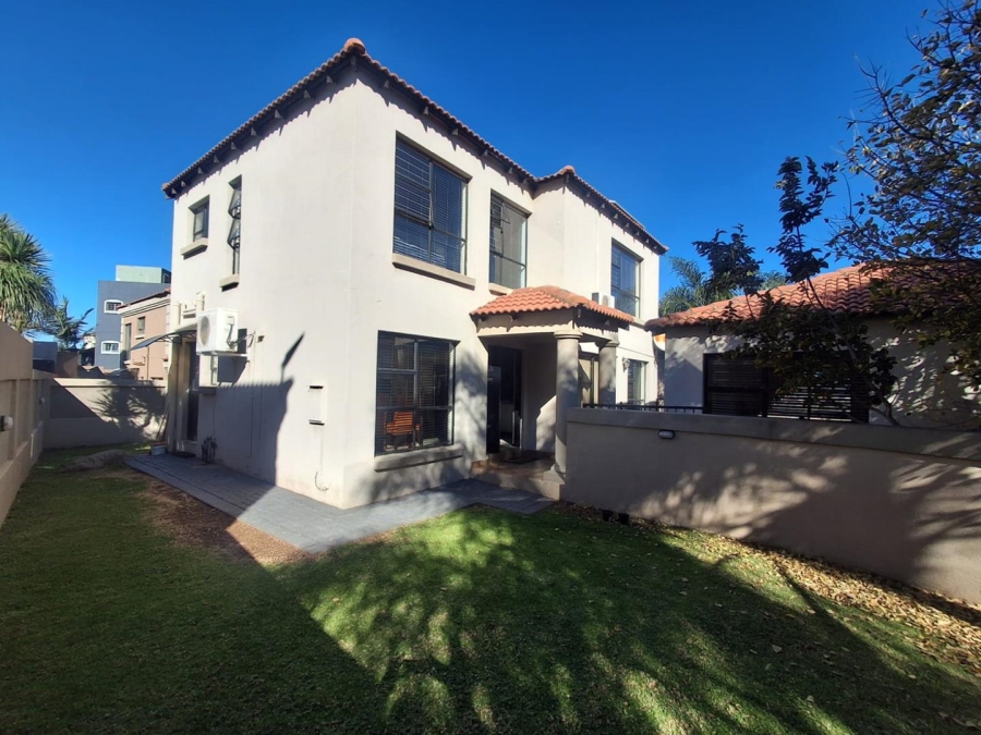 4 Bedroom Property for Sale in Bassonia Rock Gauteng