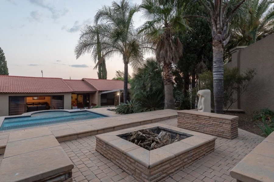 4 Bedroom Property for Sale in Glenvista Gauteng